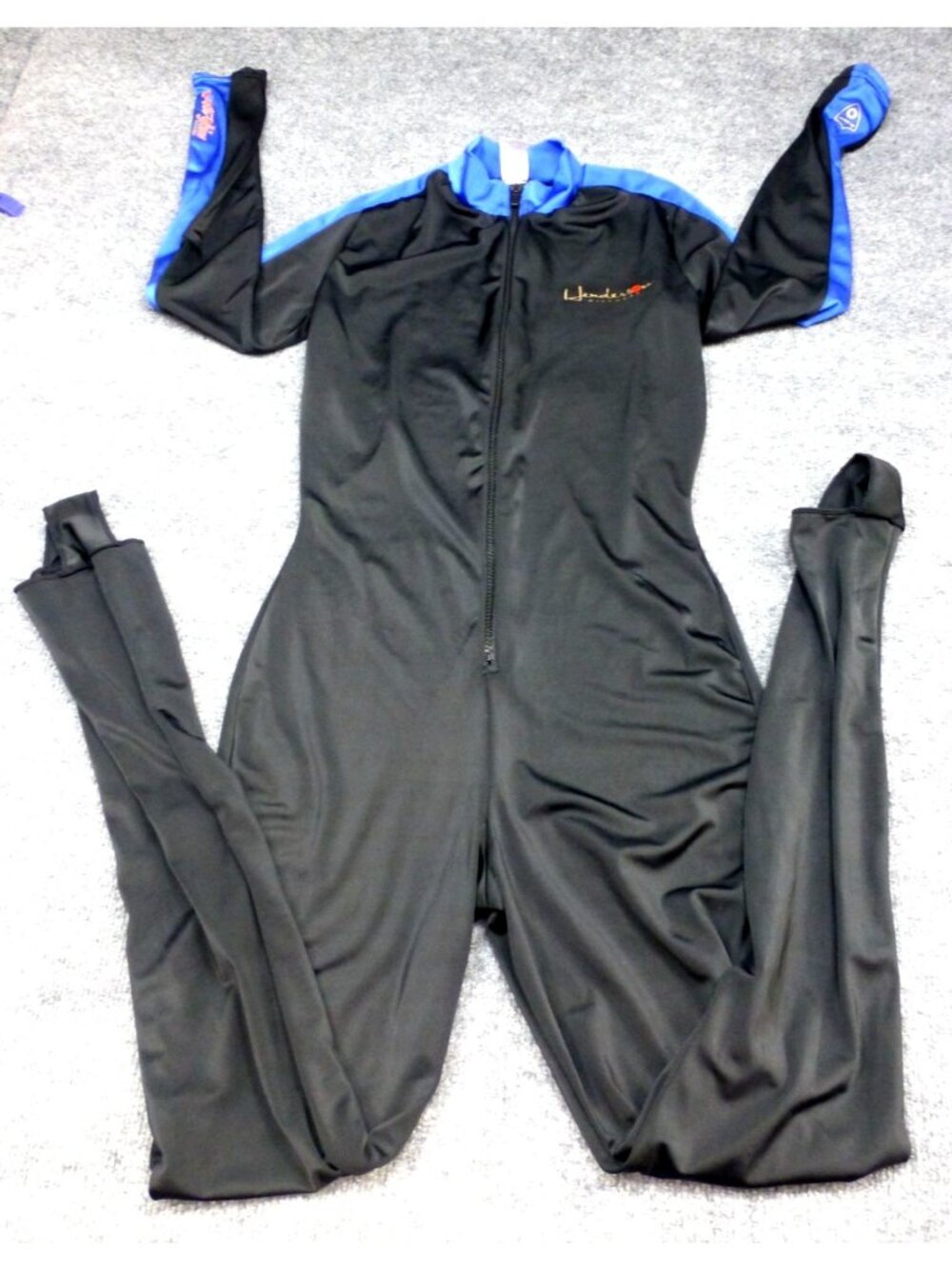 Henderson Aquatics Hot Skins UV Shield Dive Suit L Black Blue Full Body